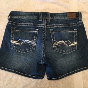 Buckle Payton denim shorts size 30